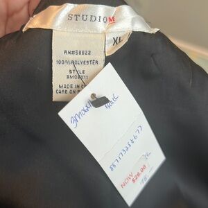 Max Studio black pleated Skirt.